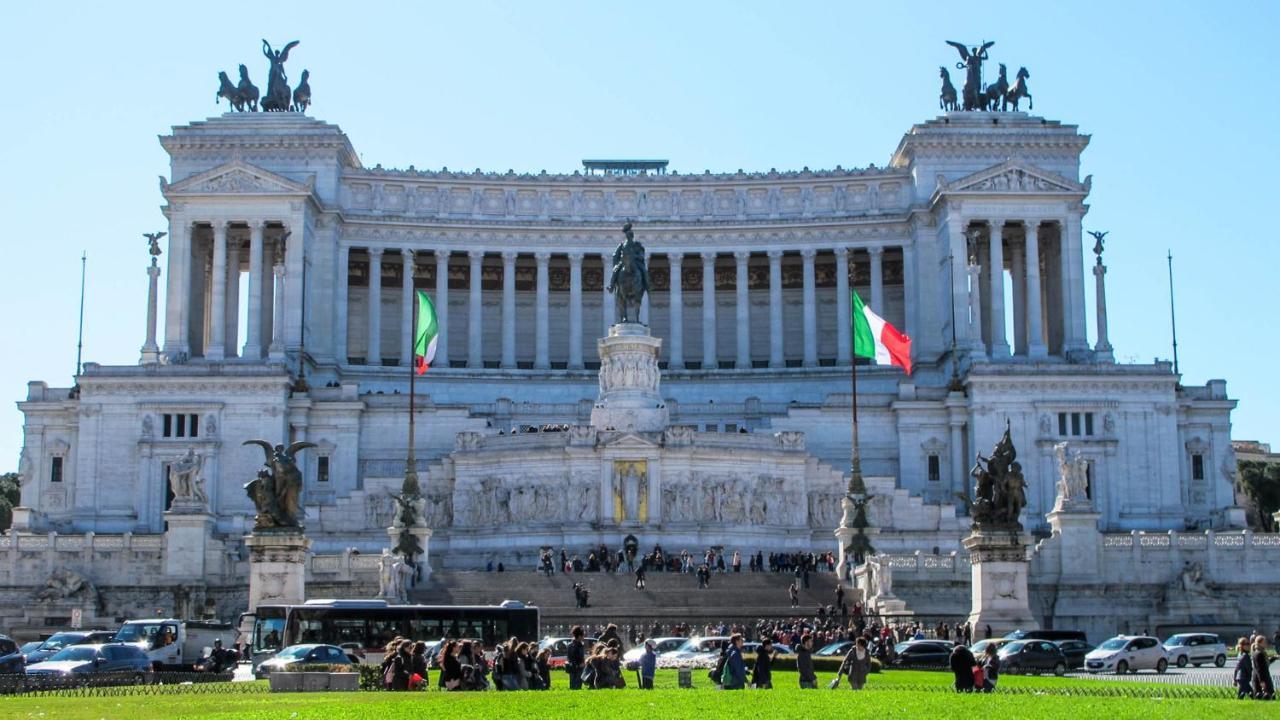 Апартаменти Fontana Di Trevi Luxury Nest Рим Екстер'єр фото